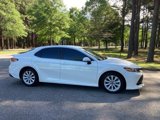 Used 2018 Toyota Camry L image 2
