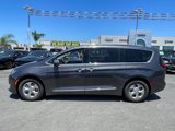 Certified 2018 Chrysler Pacifica Limited w/ Advanced Safetytec Group image 4