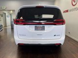 Used 2022 Chrysler Pacifica Touring-L image 4