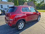 Used 2022 Chevrolet Trax LT w/ LT Convenience Package image 4