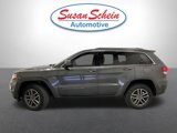 Used 2020 Jeep Grand Cherokee Laredo w/ 18" Wheel & 8.4" Radio Group image 2