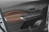 Used 2022 Nissan Kicks SR image 4