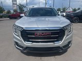 Used 2022 GMC Terrain SLE w/ Driver Convenience Package image 3
