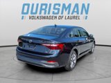 Used 2024 Volkswagen Jetta SE w/ Panoramic Sunroof Package image 3