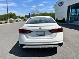 Used 2024 Nissan Altima 2.5 SV image 5