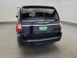 Used 2015 Chrysler Town & Country Touring image 6