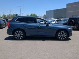 Used 2022 Volvo XC60 B5 Momentum w/ Advanced Package image 6