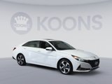 Used 2023 Hyundai Elantra Limited w/ Cargo Package image 2