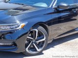 Used 2018 Honda Accord Sport image 3