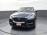 Used 2018 Jaguar F-PACE Prestige image 2