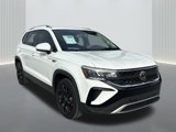 Used 2022 Volkswagen Taos SE w/ Panoramic Sunroof Package image 3