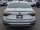 Used 2023 Volkswagen Jetta SE w/ Panoramic Sunroof Package image 3