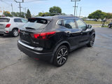 Used 2017 Nissan Rogue Sport SL image 5