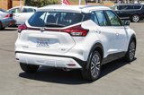 Used 2023 Nissan Kicks SV image 4