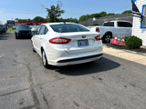 Used 2015 Ford Fusion SE image 4