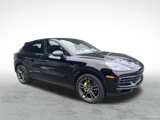 Used 2022 Porsche Cayenne Platinum Edition image 3