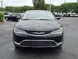 Used 2015 Chrysler 200 Limited w/ Convenience Group image 2