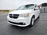 Used 2019 Dodge Grand Caravan SXT image 2