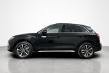 Used 2022 Audi Q5 2.0T Premium w/ Convenience Package image 2