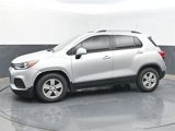 Used 2021 Chevrolet Trax LT image 2