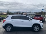 Used 2020 Chevrolet Trax LT w/ LT Convenience Package image 3