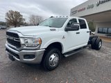 New 2024 RAM 3500 Tradesman w/ Chrome Appearance Group image 3