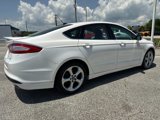 Used 2016 Ford Fusion SE image 4