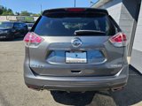 Used 2016 Nissan Rogue SV image 5