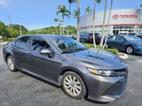 Used 2020 Toyota Camry LE image 2