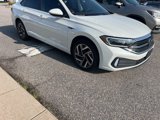 Used 2024 Volkswagen Jetta SEL image 4