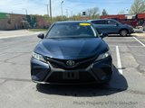 Used 2018 Toyota Camry SE image 4