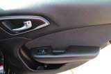 Used 2015 Chrysler 200 Limited w/ Convenience Group image 5