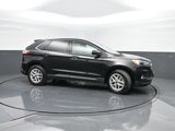 Used 2022 Ford Edge SEL w/ Convenience Package image 3