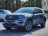 Used 2022 Ford Explorer XLT w/ Equipment Group 202A image 3