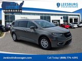 Used 2022 Chrysler Pacifica Touring-L image 1