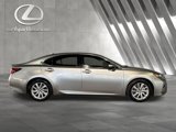 Used 2018 Lexus ES 300h w/ Luxury Package image 4