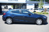 Used 2015 MAZDA MAZDA3 i Sport image 2