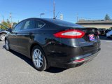 Used 2015 Ford Fusion SE image 4