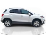 Certified 2021 Chevrolet Trax LT w/ LT Convenience Package image 2