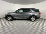 Used 2022 Ford Explorer XLT image 2