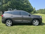 Used 2019 GMC Terrain SLE w/ Driver Convenience Package image 2