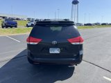 Used 2014 Toyota Sienna XLE image 4