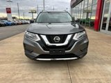 Used 2020 Nissan Rogue SV image 3