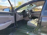 Used 2020 Hyundai Elantra Limited image 2