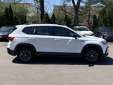 Used 2022 Volkswagen Taos S image 4