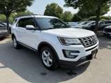 Used 2016 Ford Explorer XLT w/ Equipment Group 202A image 3