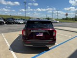Used 2022 Ford Explorer XLT w/ Equipment Group 202A image 4