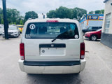 Used 2009 Dodge Nitro SE image 6