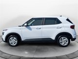 Used 2021 Hyundai Venue SE image 2