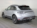 Certified 2024 Porsche Macan image 3